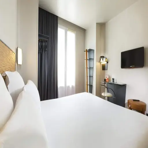 soroom-hotel.com